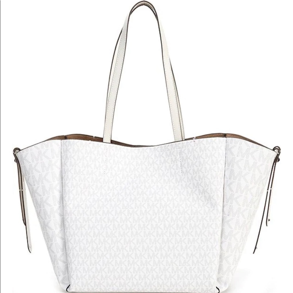 Michael Kors Freya Bi-Scale Tonal Signature Logo Coated Twill Large Open Tote - Picture 2 of 4